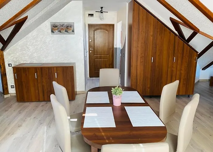 Διαμέρισμα By Hanna *